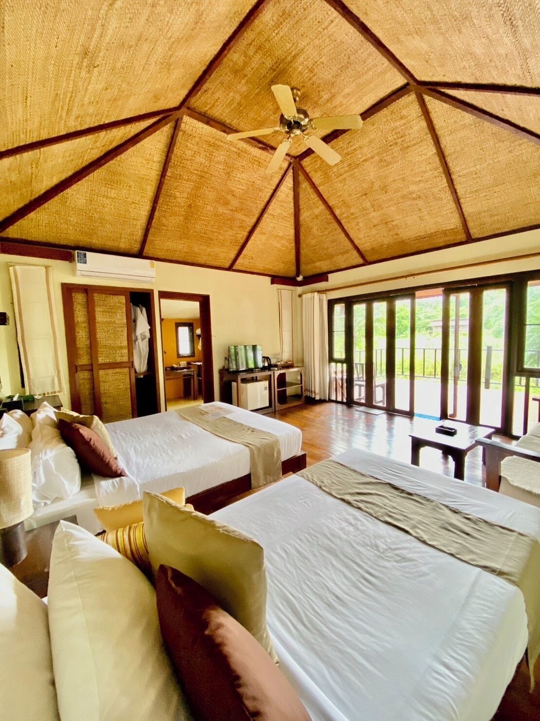 Cortinas blackout y ropa de cama 