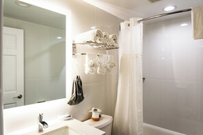 Suite, 1 Bedroom | Bathroom | Combined shower/tub, free toiletries, hair dryer, towels - Whitman Motor Lodge (Huntington Station)