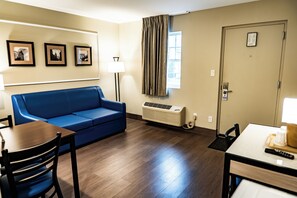 Suite, 1 Bedroom | Living area | 32-inch LCD TV with satellite channels, TV