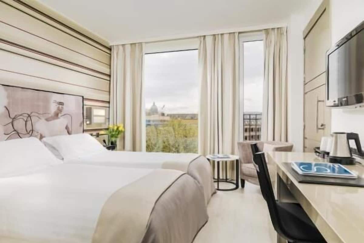 ملاءات للفراش لا تسبب الحساسية وألحفة محشوة بالريش