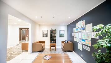 Sala de estar en el lobby