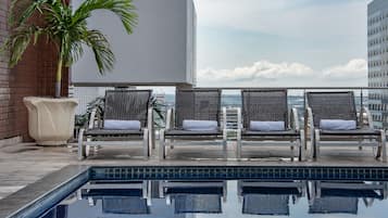 Outdoor pool, pool loungers