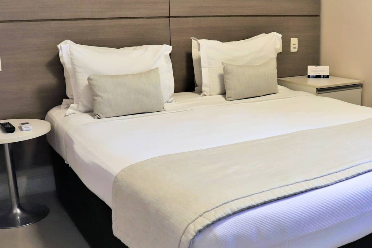 suite | minibar, in-room safe, desk, blackout curtains