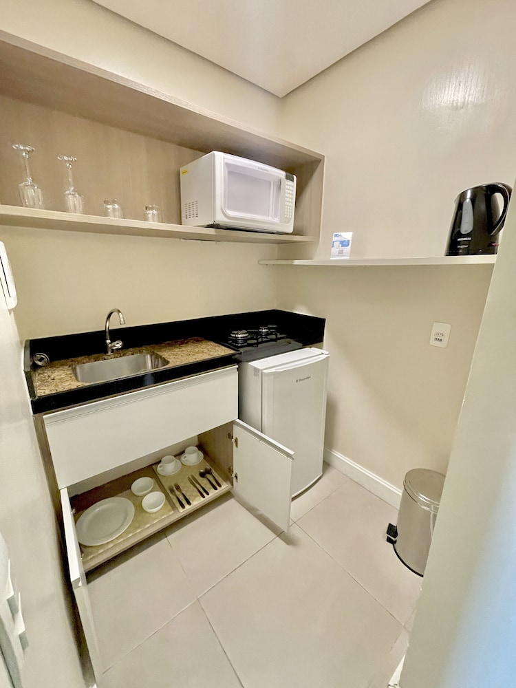 Hotel Adrianópolis All Suítes by null