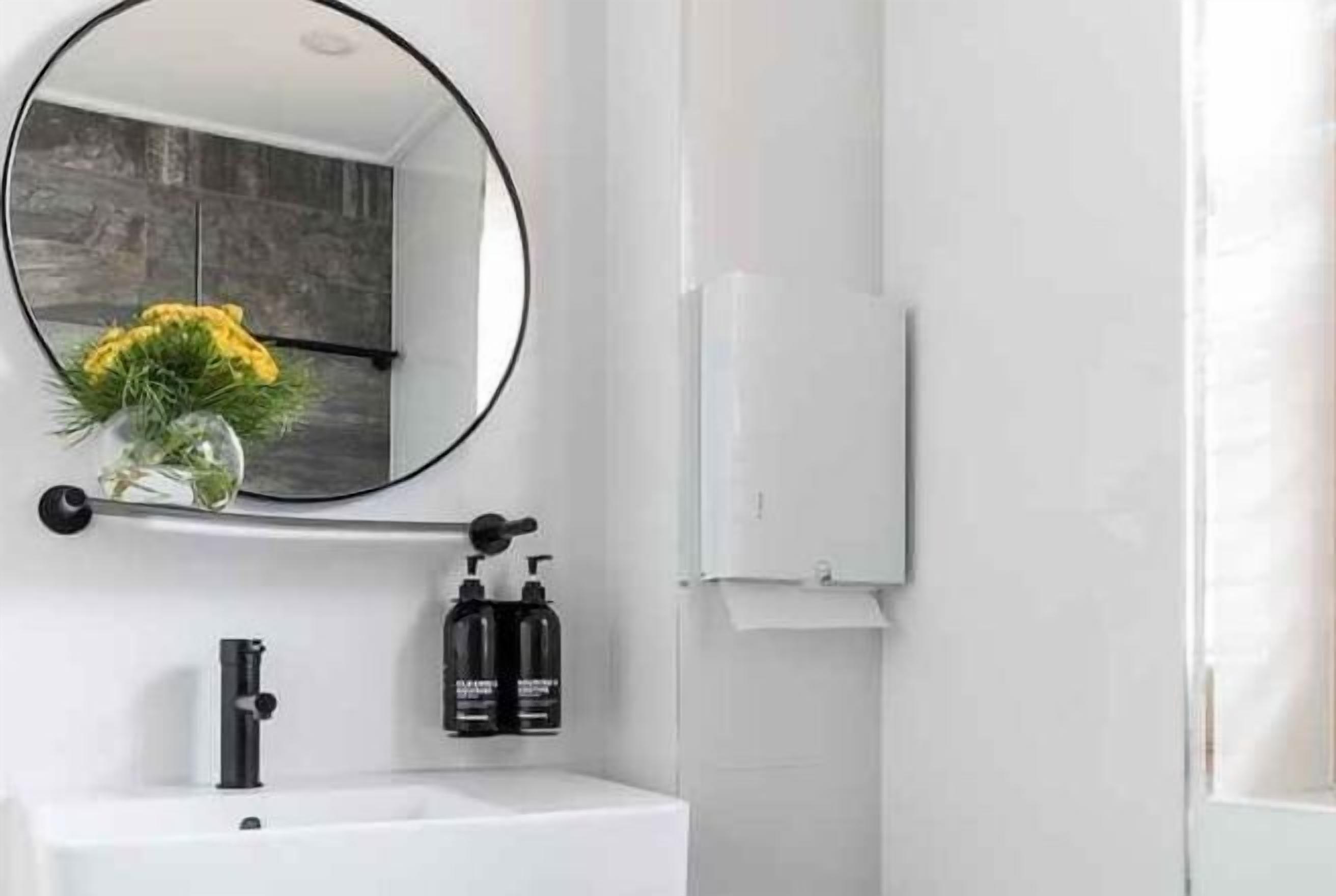 Bathroom | Shower, rainfall showerhead, free toiletries, towels