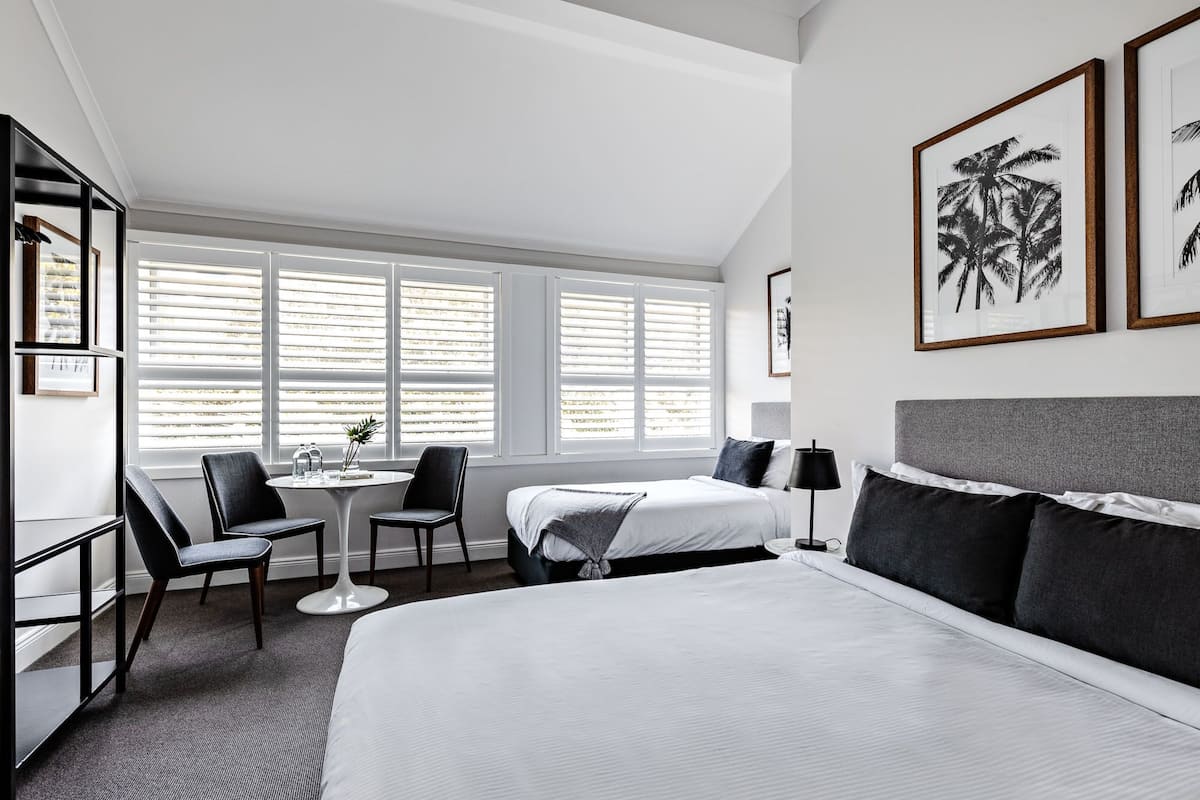 Deluxe-Zimmer, Mehrere Betten (Family) | 1 Schlafzimmer, hochwertige Bettwaren, Pillowtop-Betten