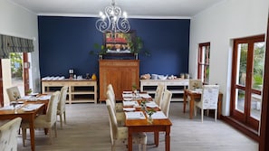 Free daily English breakfast - Lavender Manor Guest Lodge (Hermanus)