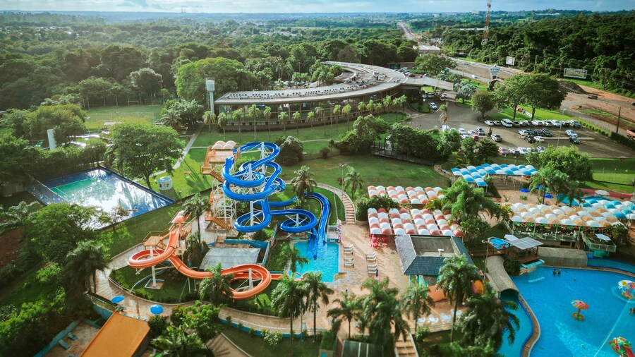 活泼瀑布酒店及度假村