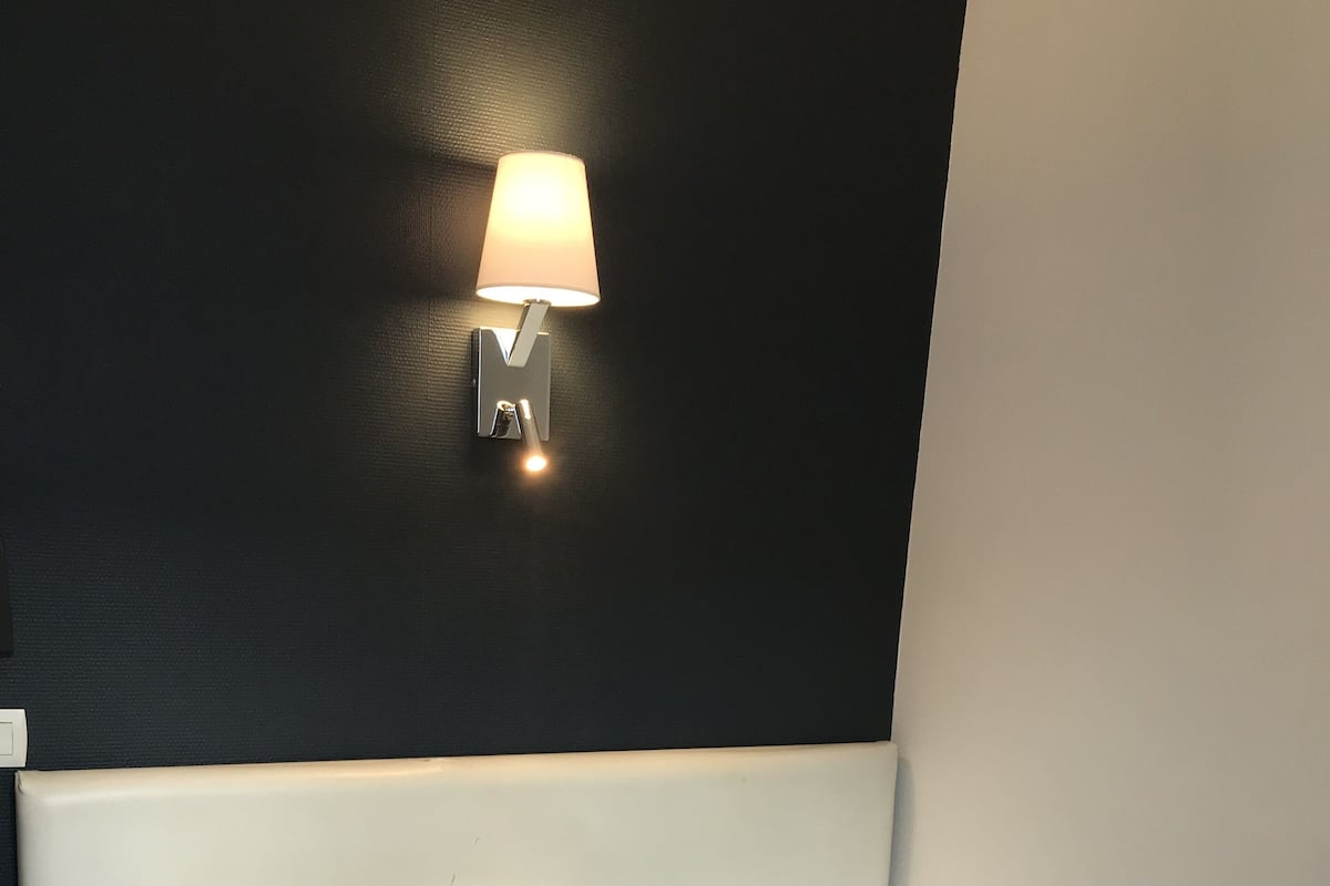 Singola Classic, 1 letto a una piazza e mezza | Una cassaforte in camera, con arredamento individuale