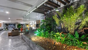 Lounge lobi