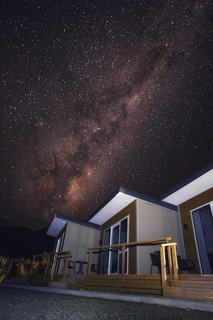 Exterior. Franz Alpine Retreat
