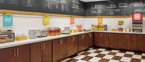Free daily buffet breakfast