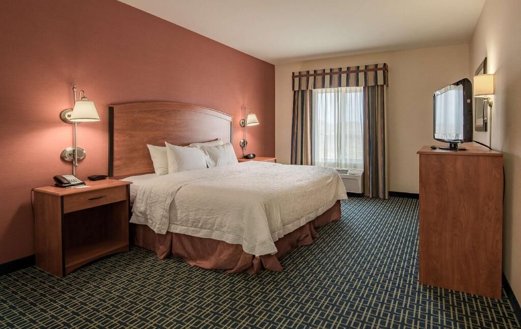 Pillowtop beds, in-room safe, blackout drapes, iron/ironing board