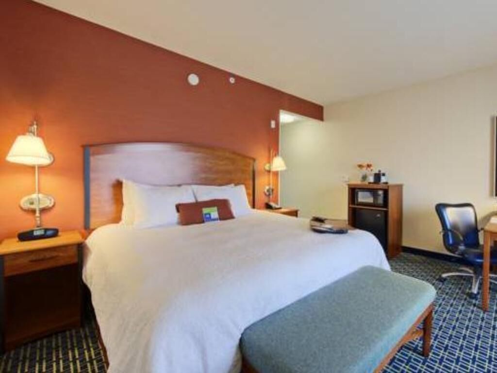 Pillowtop beds, in-room safe, blackout drapes, iron/ironing board