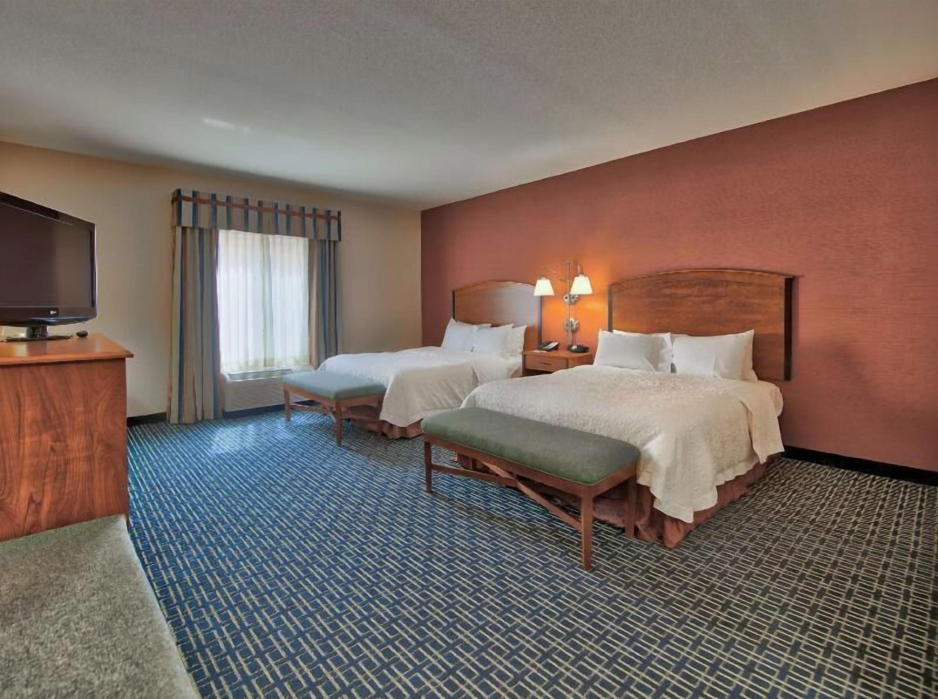 Pillowtop beds, in-room safe, blackout drapes, iron/ironing board