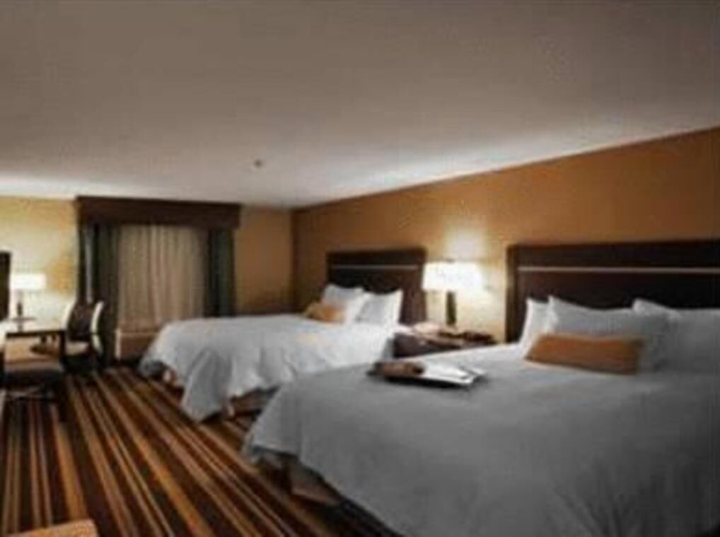 In-room safe, desk, laptop workspace, soundproofing