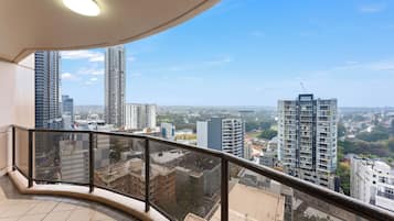 One Bedroom Apartment | Terrace/patio