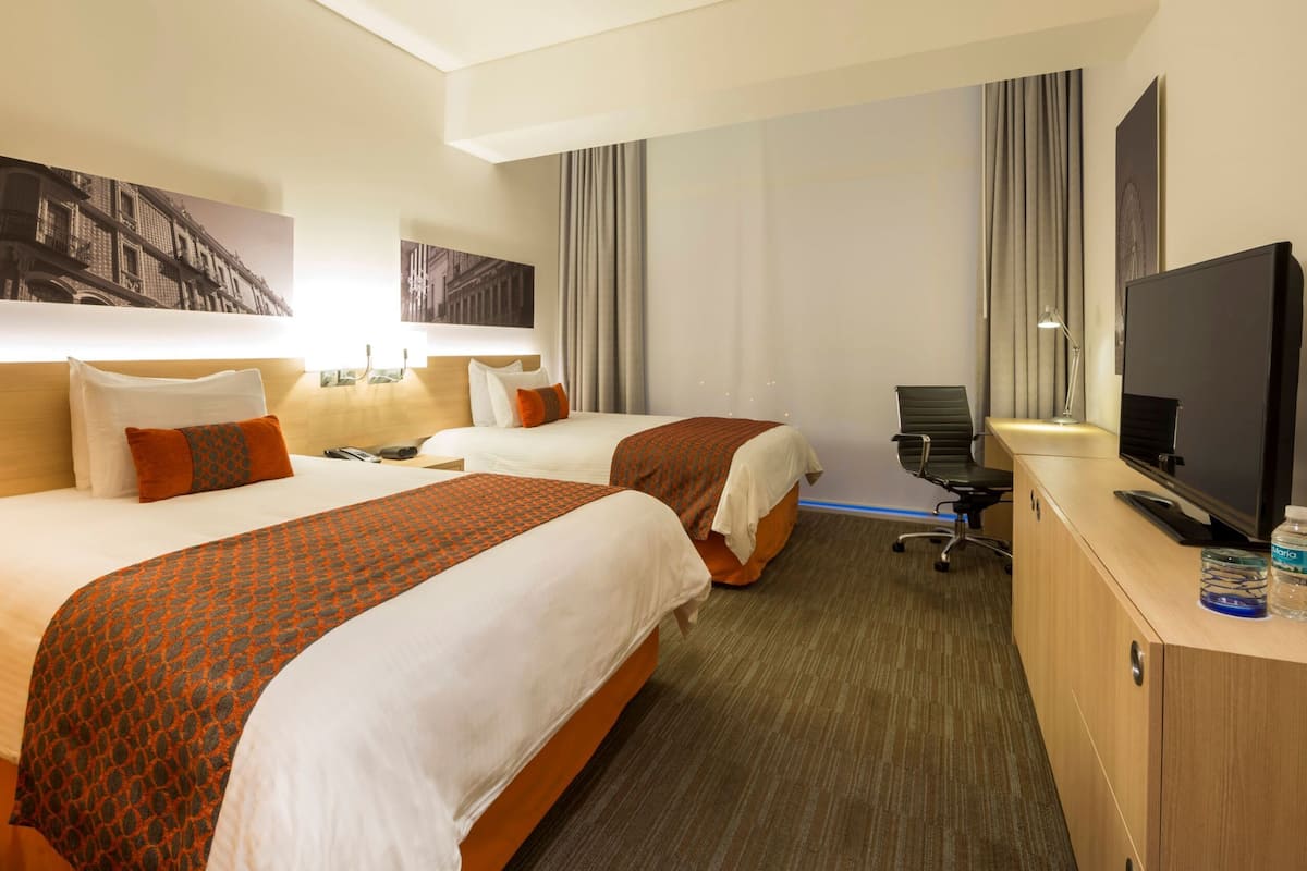1 bedroom, premium bedding, in-room safe, blackout drapes