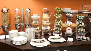 Colazione a buffet a pagamento, servita tutte le mattine