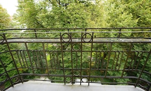 Junior Suite | In-room safe, desk, iron/ironing board, cribs/infant beds - Barclay (Tartu)