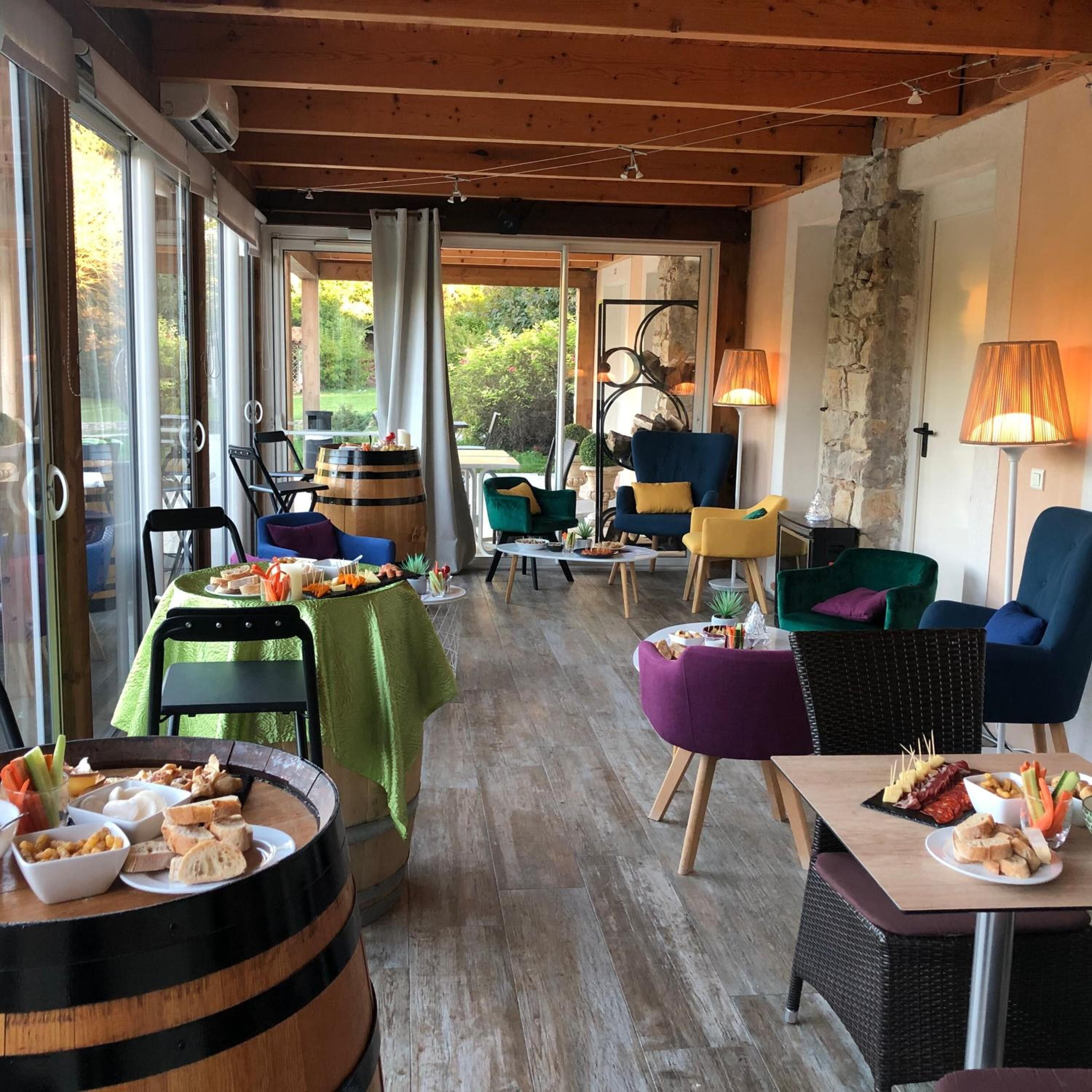 lunch and dinner served, local cuisine