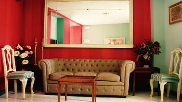 Àrea amb seients del vestíbul