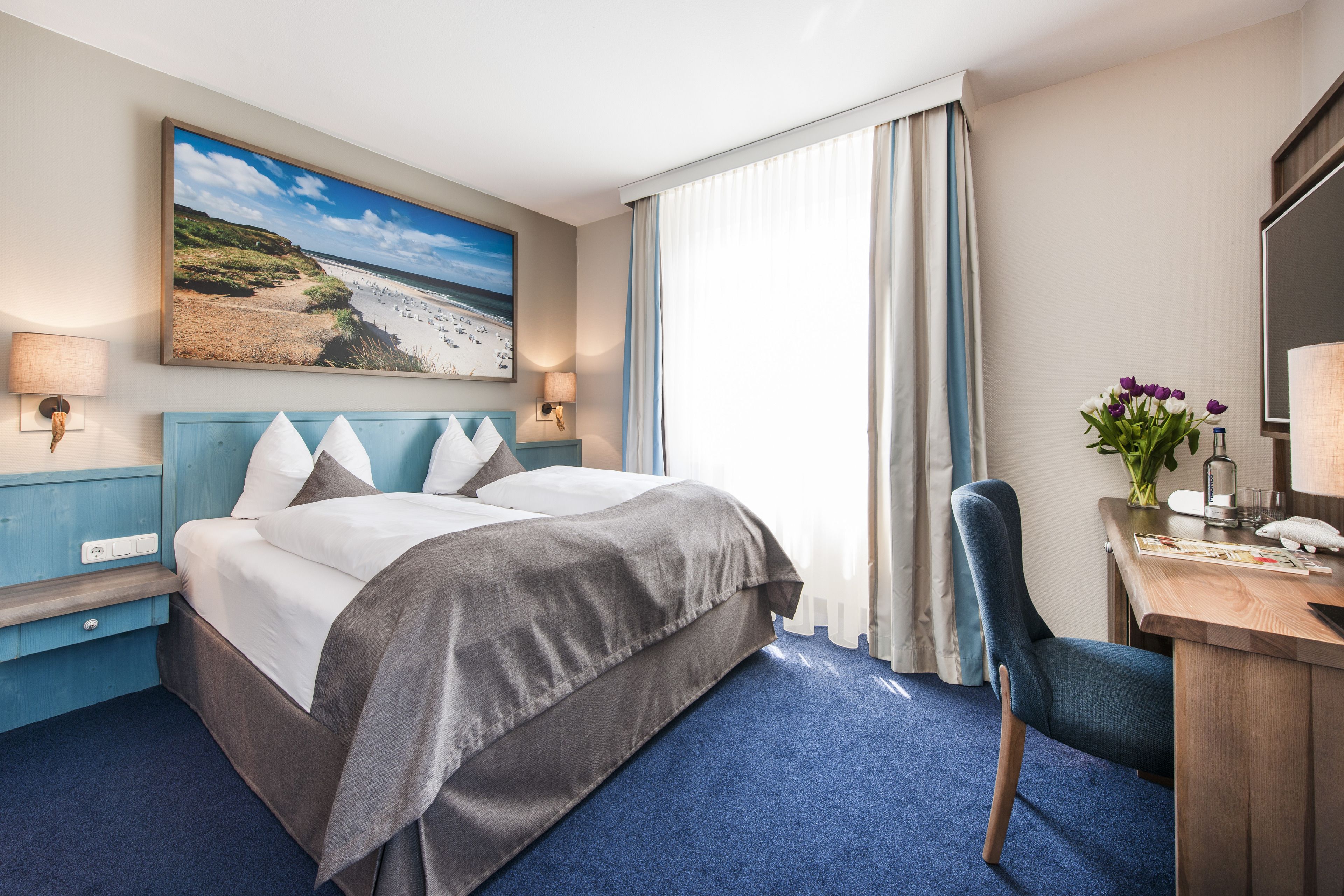 hypo-allergenic bedding, minibar, in-room safe, desk