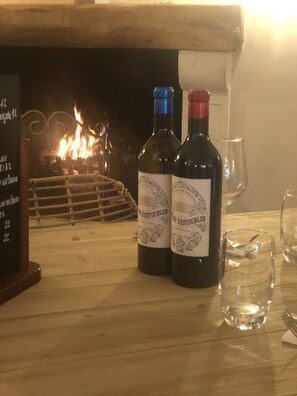 Lunch and dinner served - La Bastide des Golfs (Grasse)