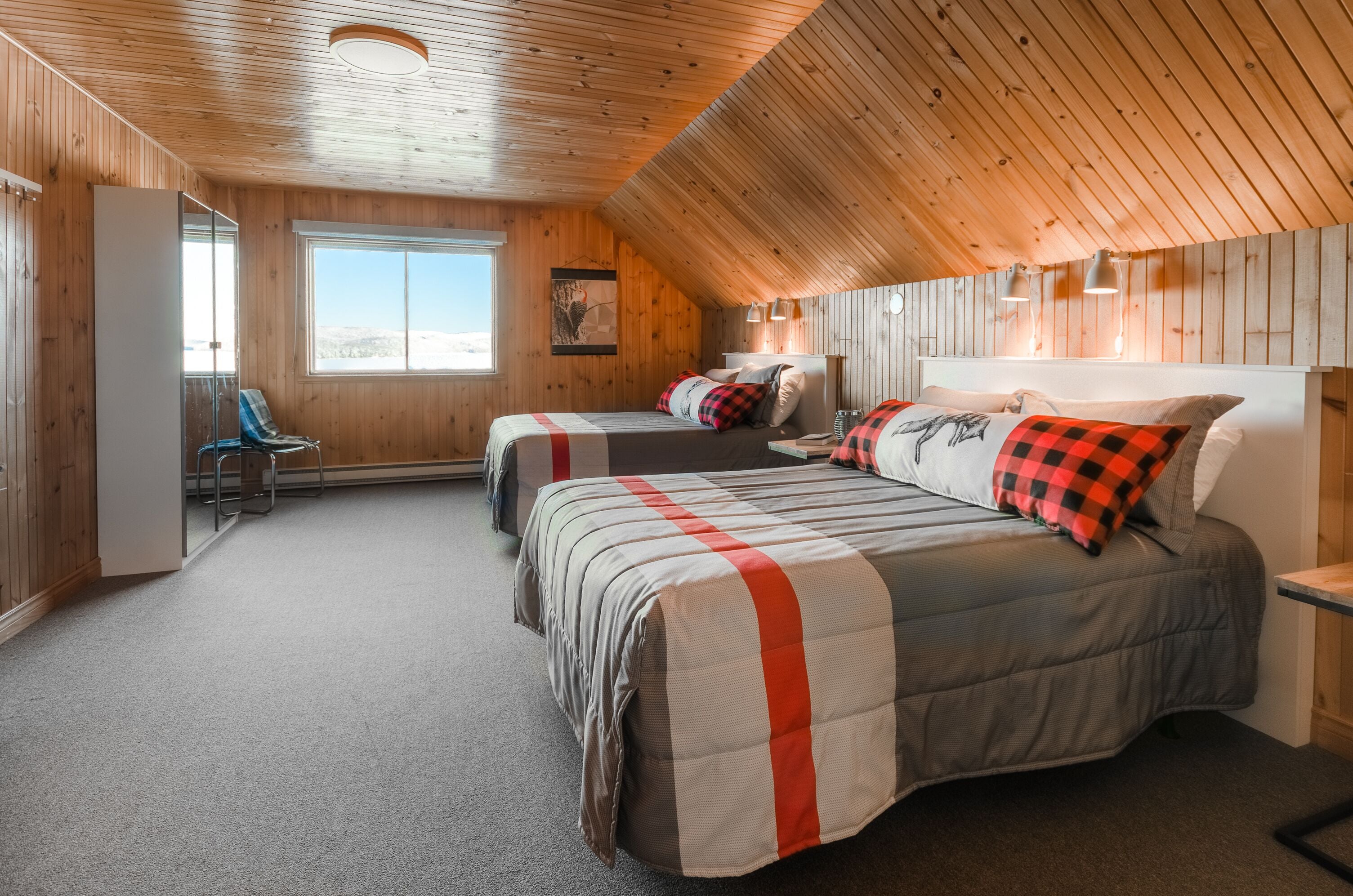 chalet, 5 bedrooms | blackout curtains, iron/ironing board, free wifi, bed sheets