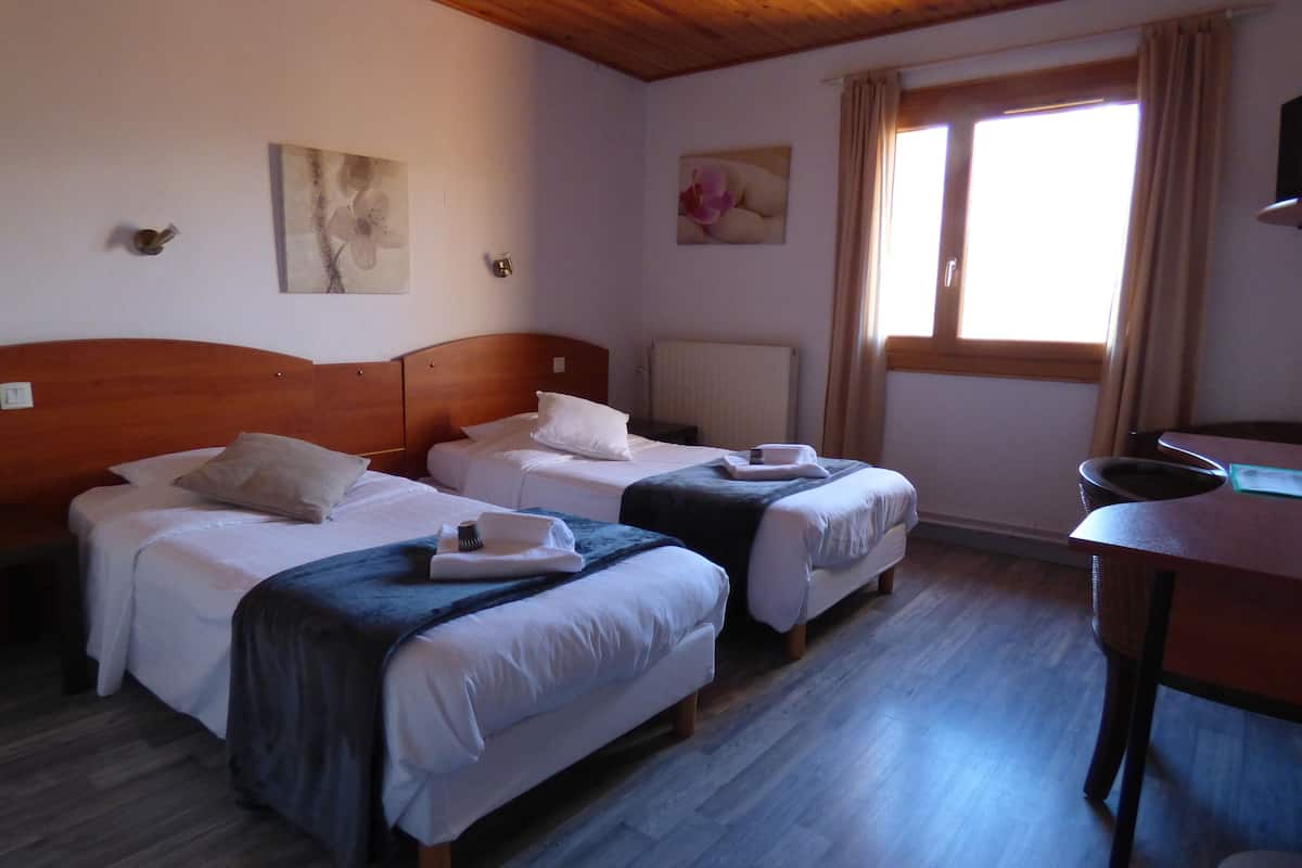 Comfort Double Room | Select Comfort beds, desk, iron/ironing board, free WiFi