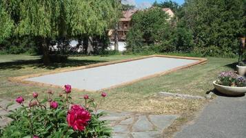 Sport court
