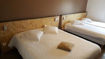 低過敏寢具、書桌、筆電工作空間、免費無線上網
