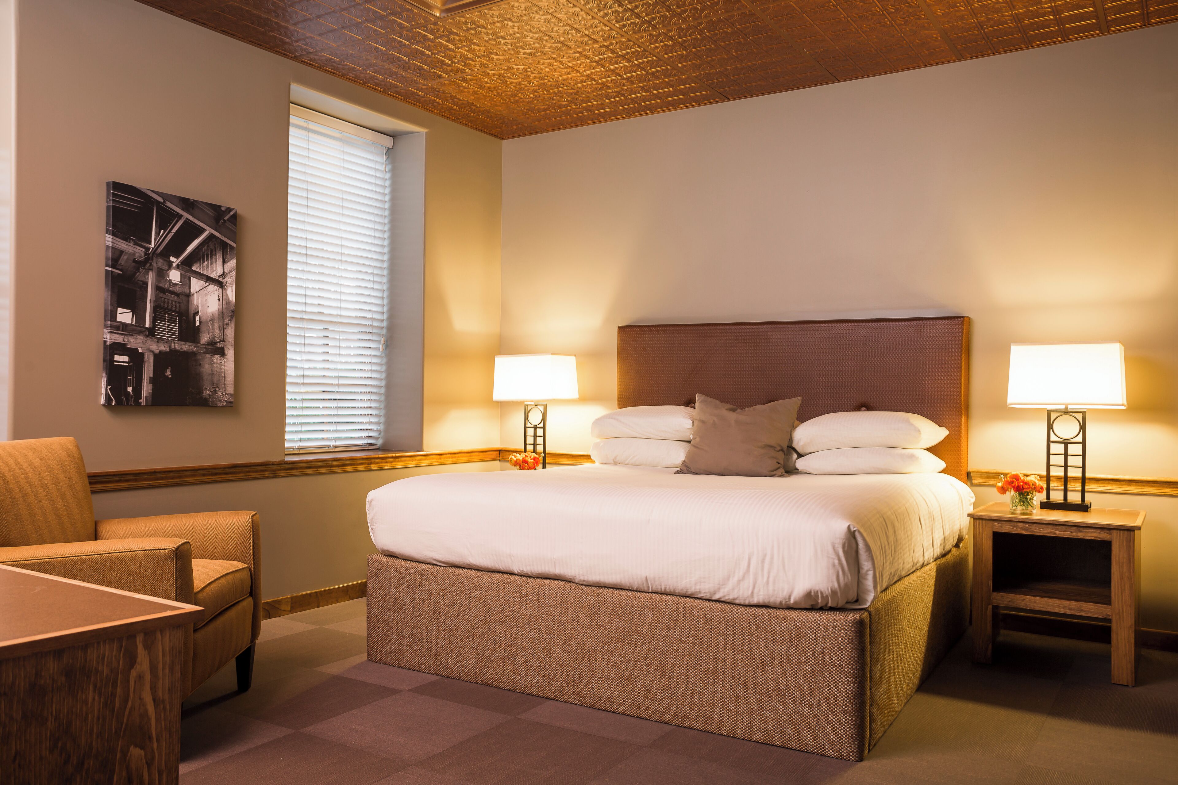 Suite, 1 King Bed | Premium bedding, in-room safe, desk, laptop workspace