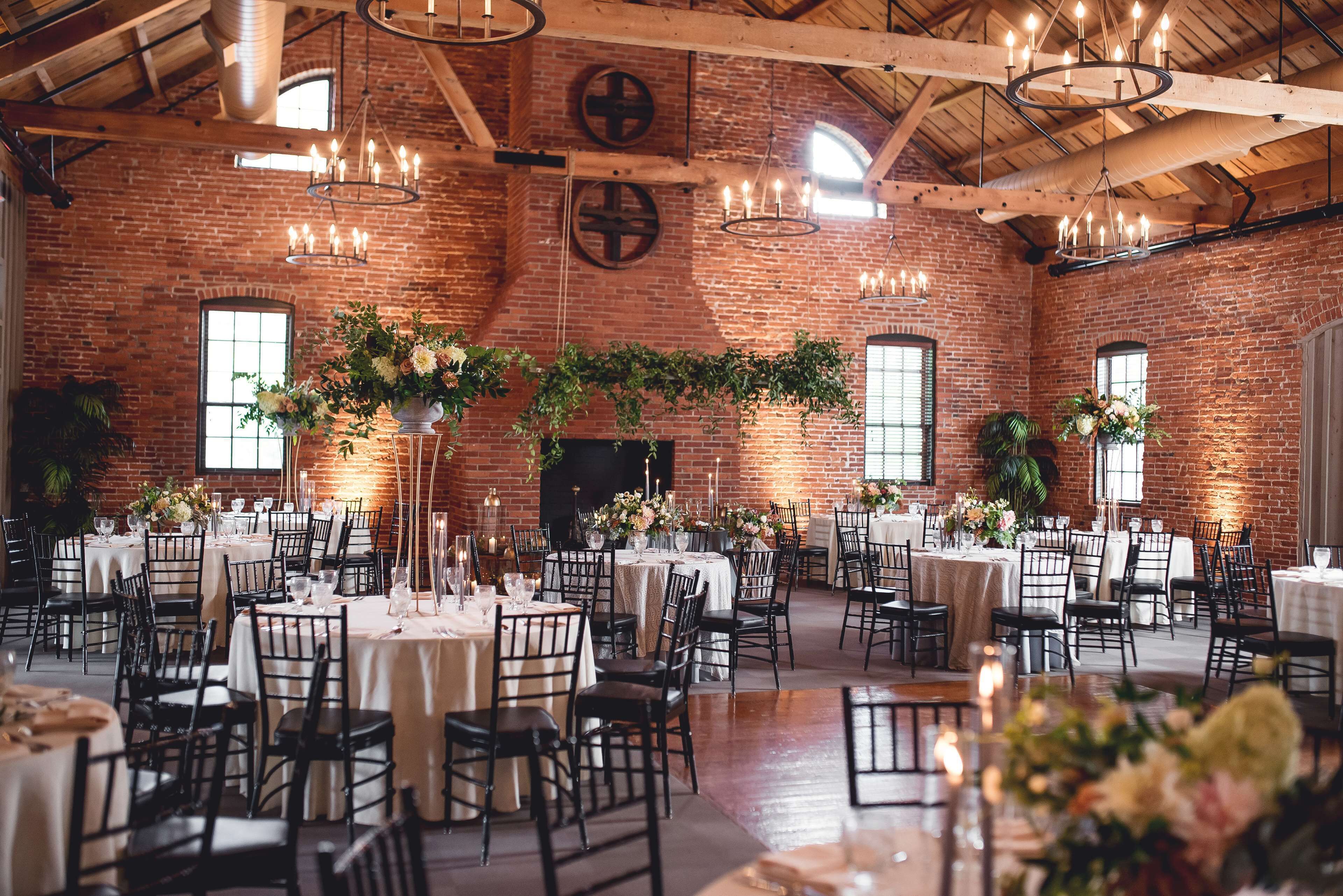 Literie de qualité supérieure, coffres-forts dans les chambres, bureau