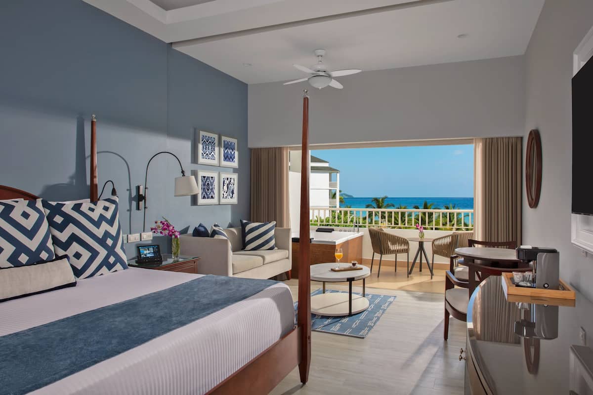 1 bedroom, free minibar, in-room safe, desk