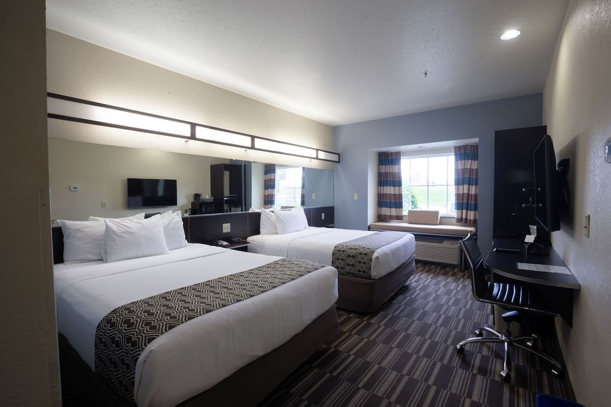 Desk, blackout curtains, rollaway beds, free WiFi