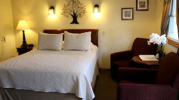 Phòng đơn Superior, phù hợp cho người khuyết tật, có phòng tắm riêng (03 - 1 Queen size bed)