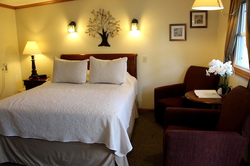 All Seasons Inn Corp