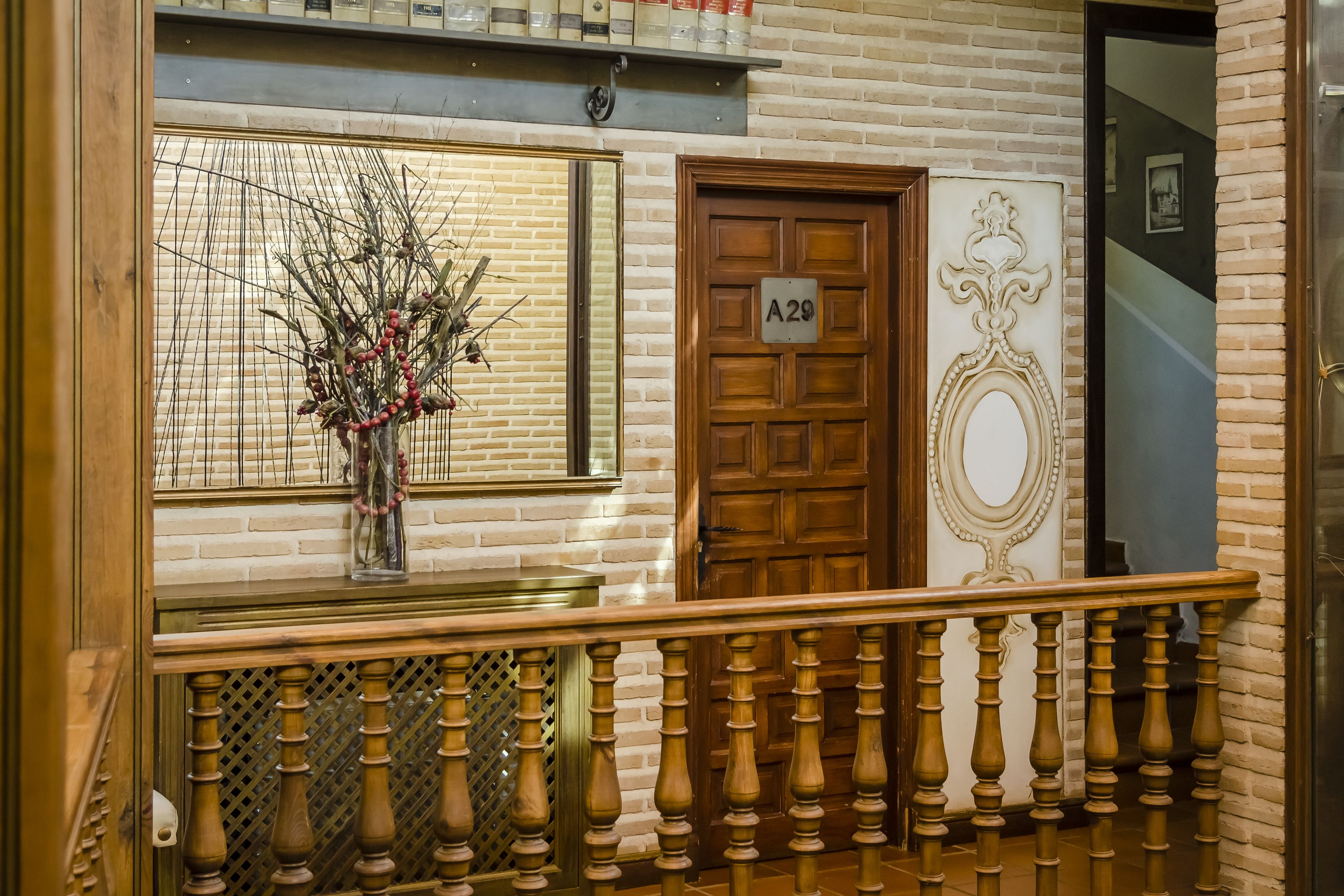 Foto - YIT Puerta Bisagra