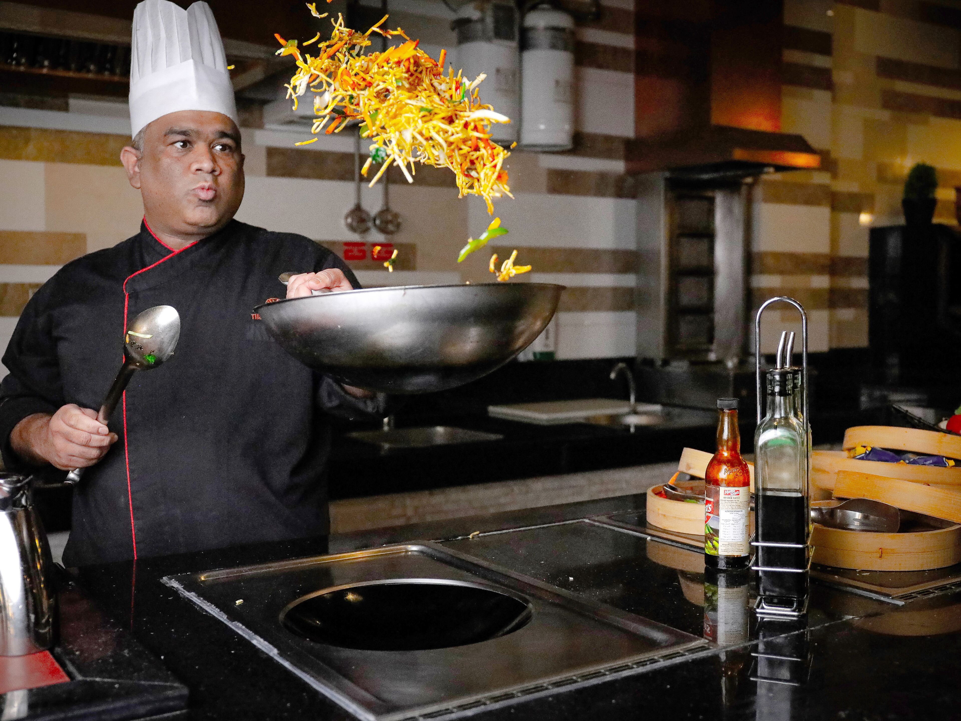 2 restaurants, breakfast, lunch, dinner served; international cuisine