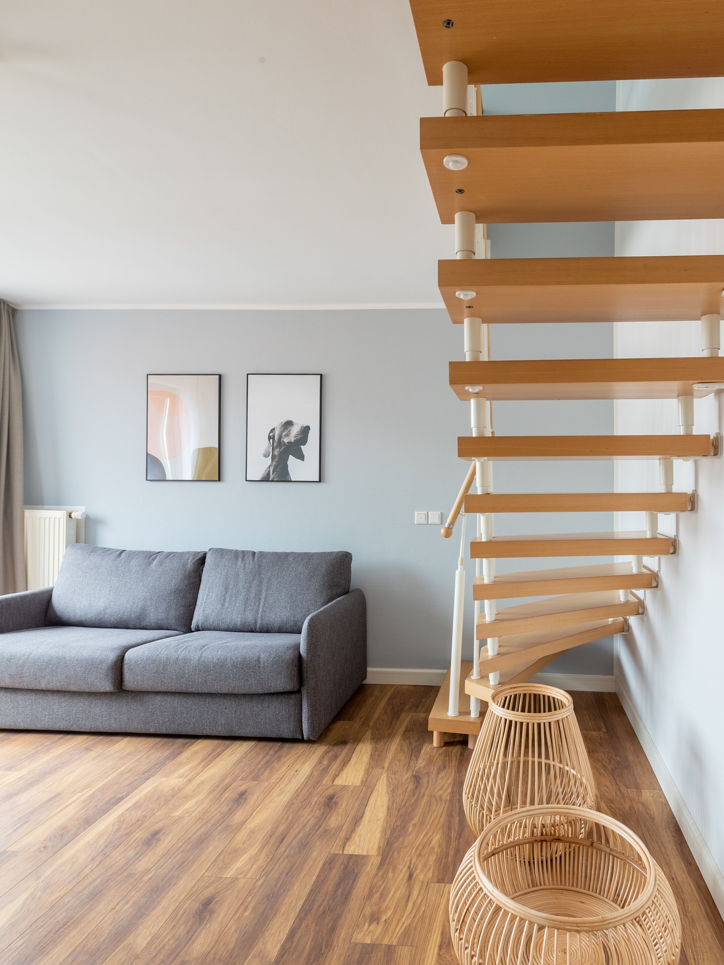 One-bedroom Duplex Suite XL with balcony | Sala de estar | Una Smart TV