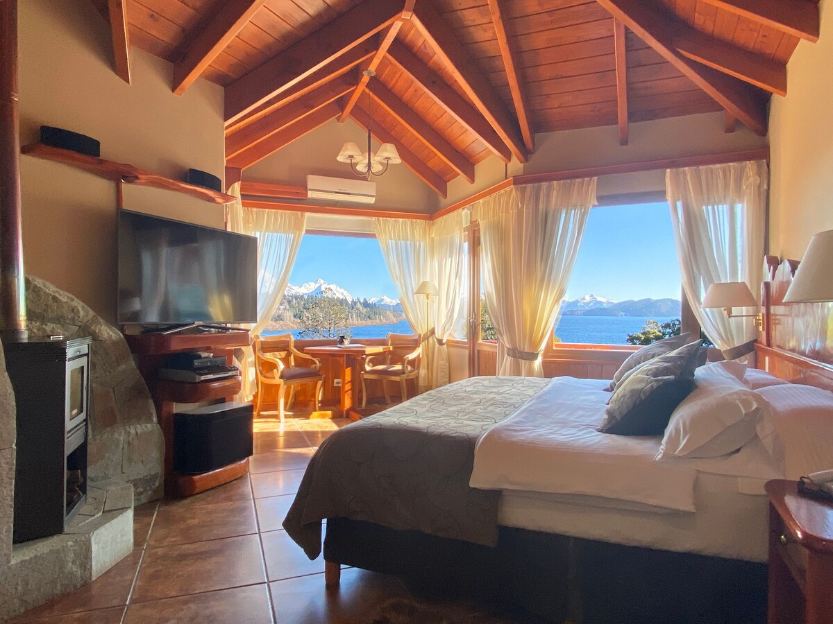 Suite Deluxe | Sábanas de algodón egipcio y ropa de cama de alta calidad