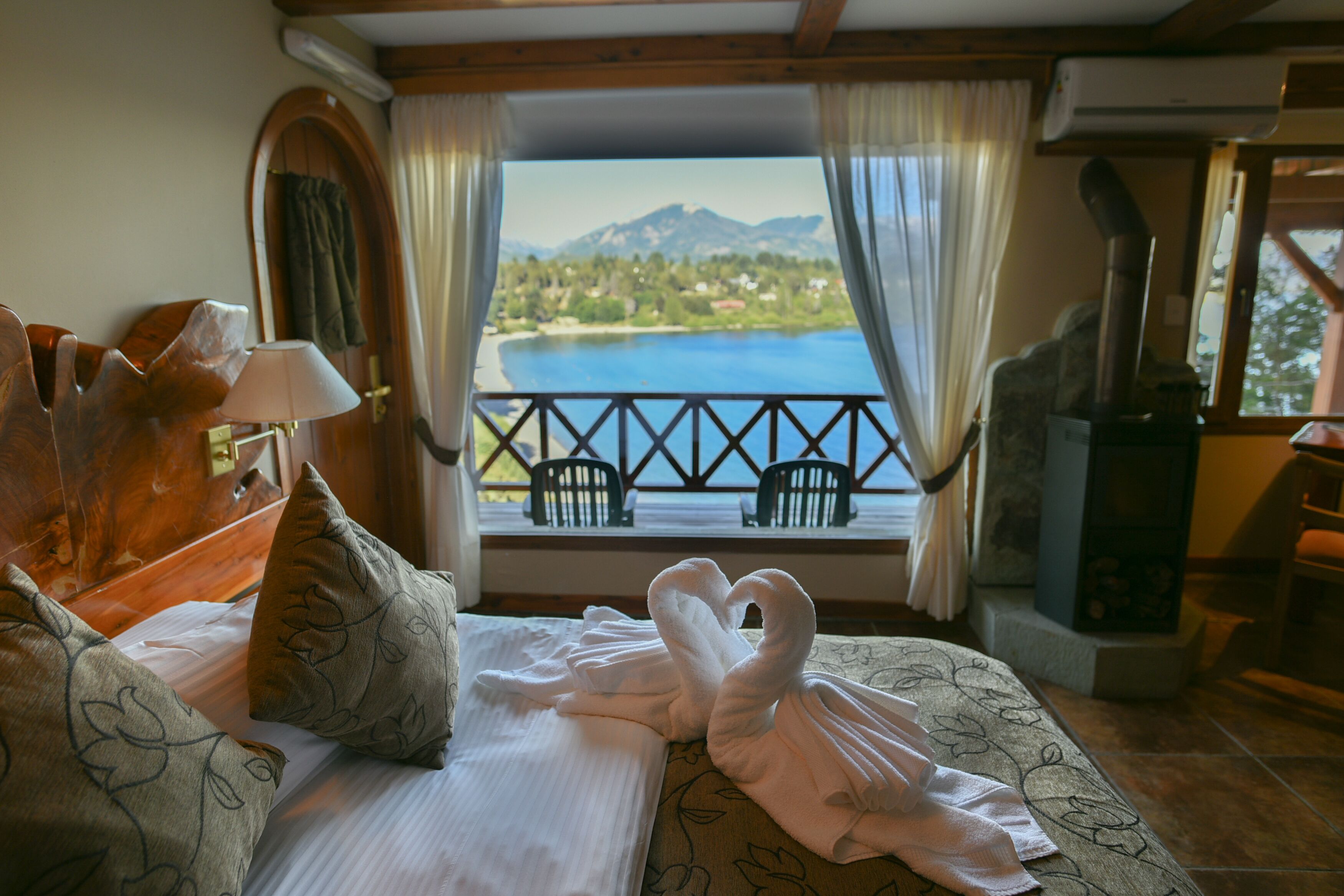 suite, 1 bedroom, terrace, lake view (charming) | view from room