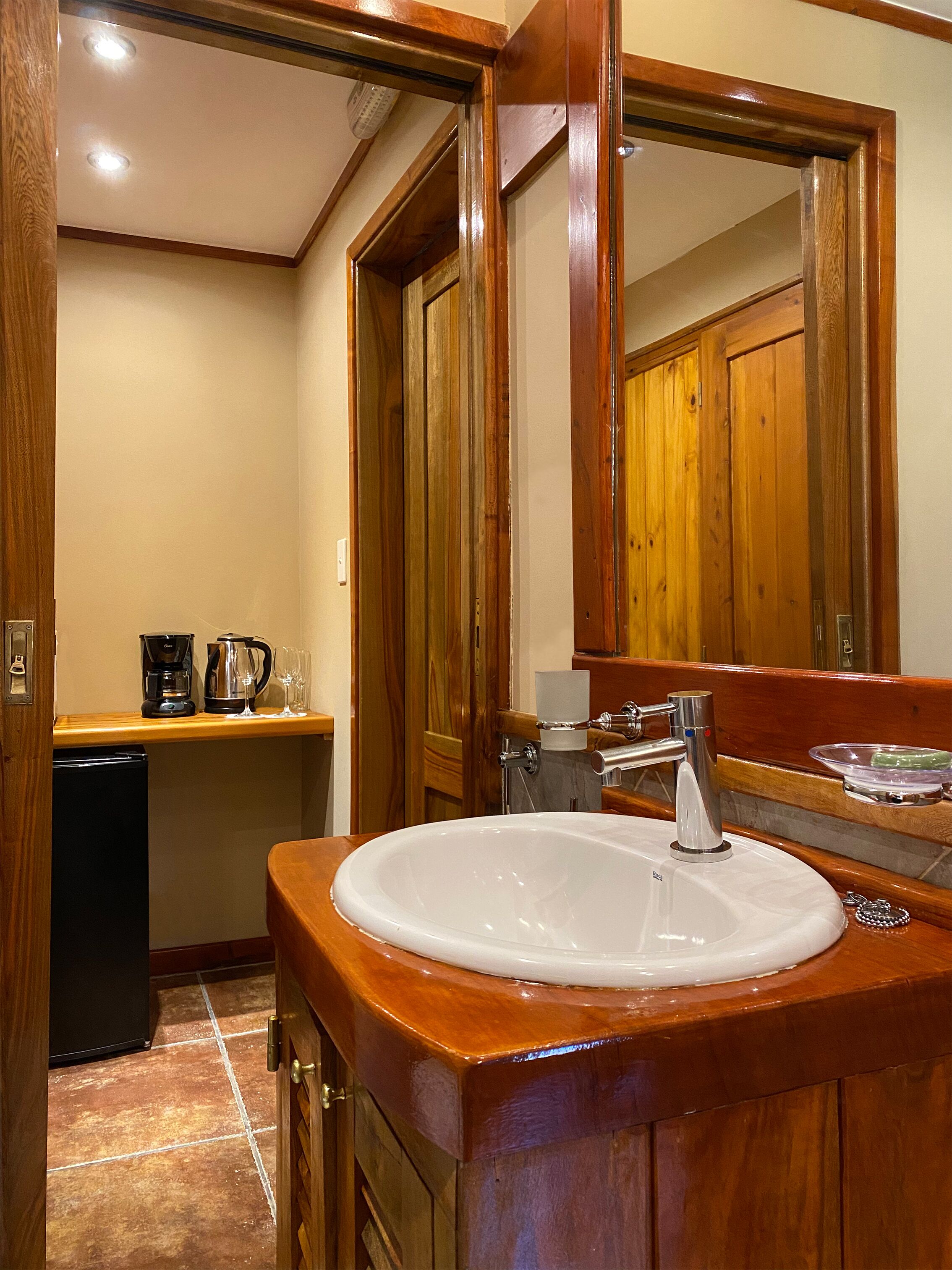 standard double or twin room | bathroom | separate bathtub and shower, jetted bath, rainfall showerhead