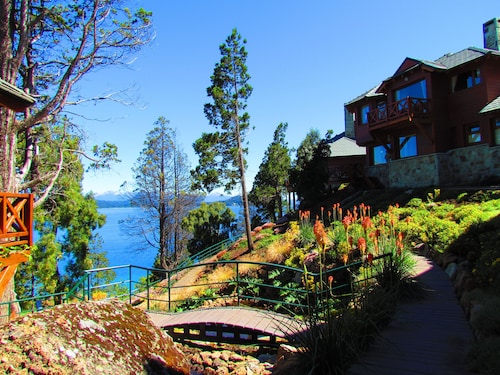 Charming Luxury Lodge & Private Spa