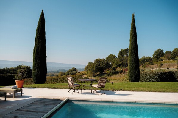 Suite (Pool) | Terrace/patio