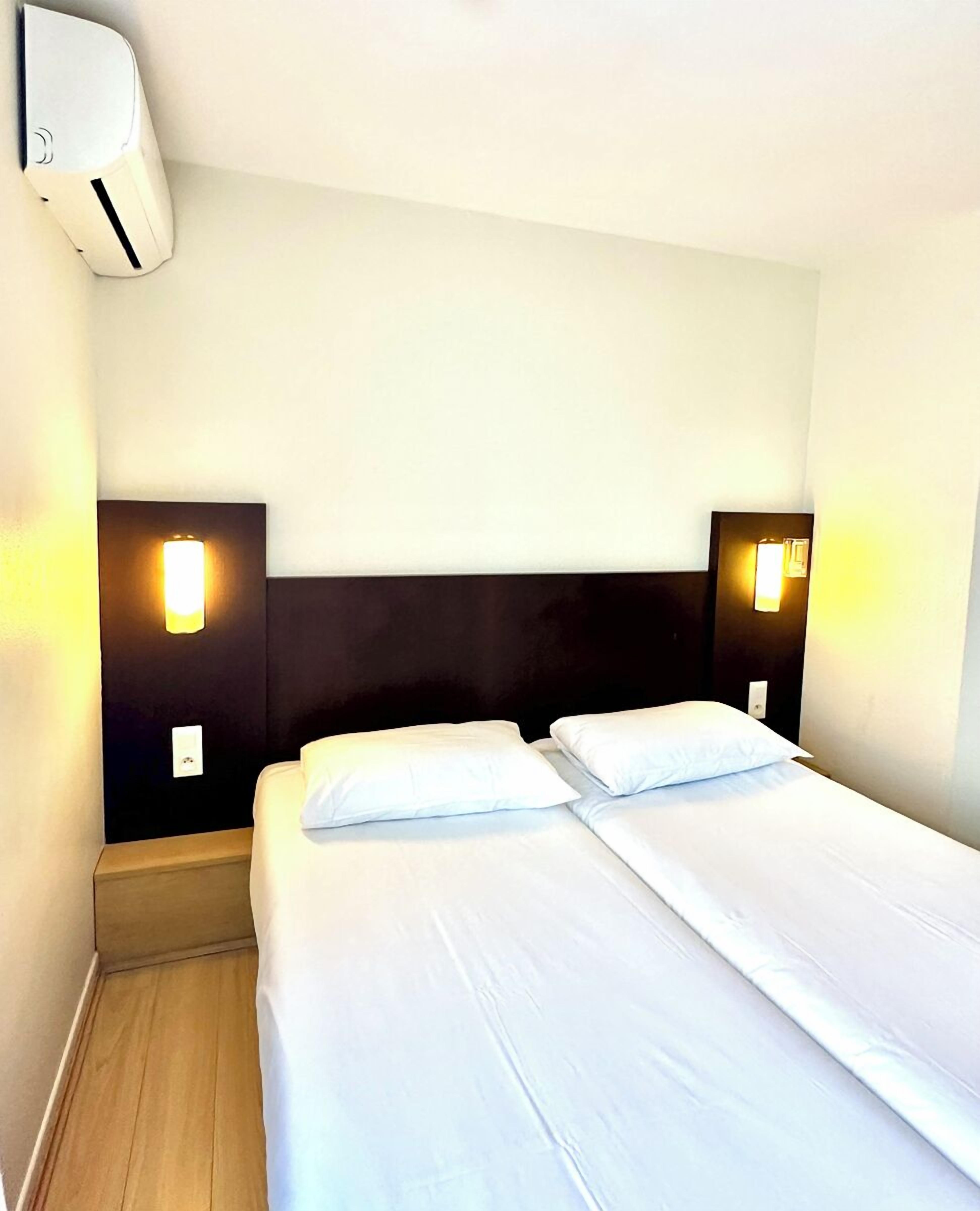 Foto - Brit Hotel Essentiel Reims Taissy