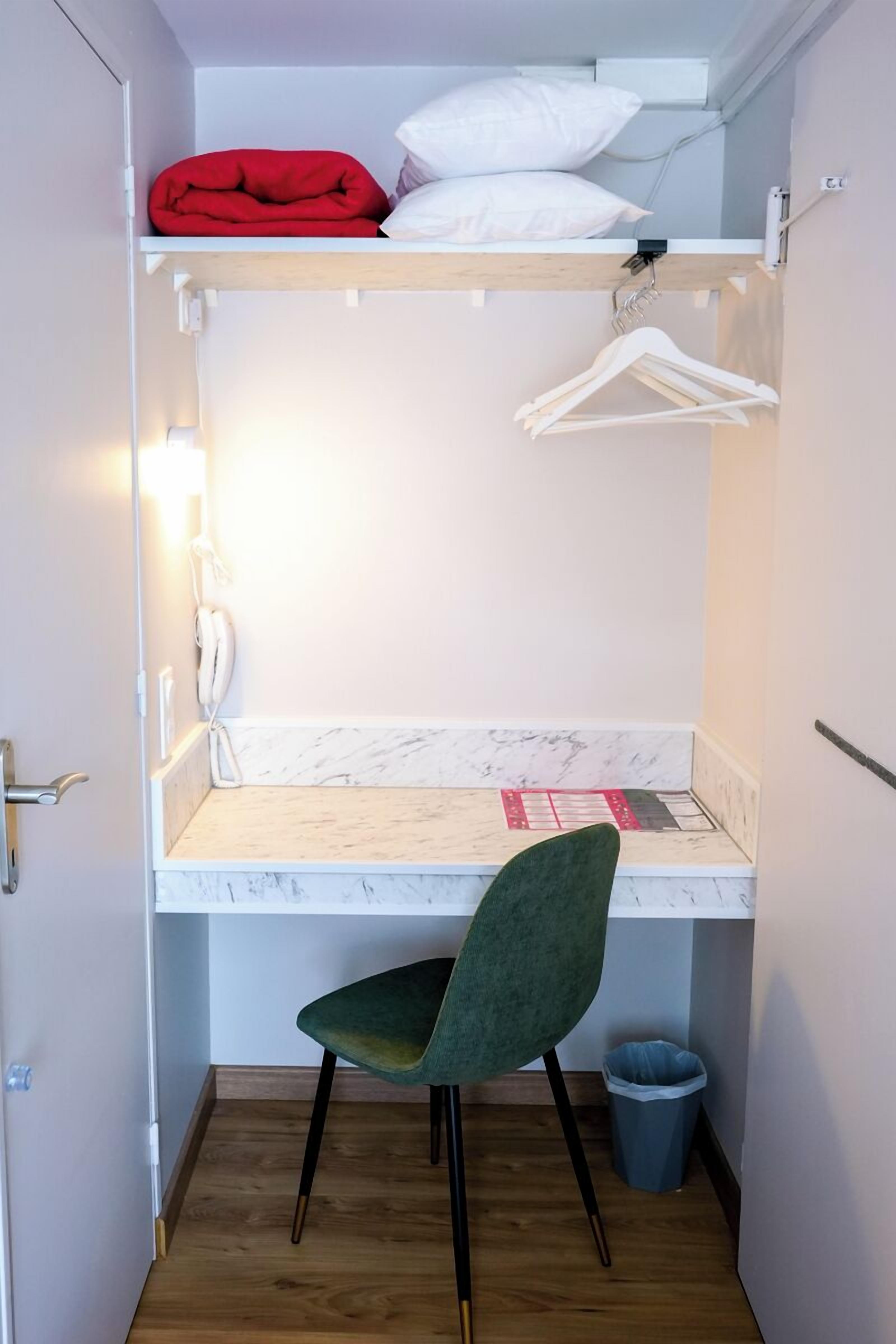 comfort double room | desk, free wifi, bed sheets