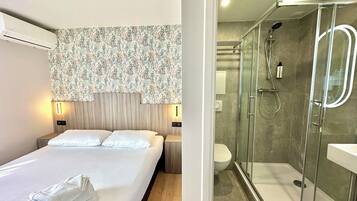 Comfort Double Room | Desk, free WiFi, bed sheets