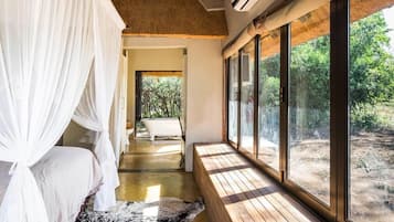 2 bedrooms, minibar, in-room safe, free WiFi